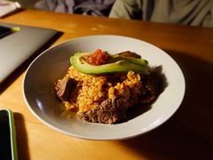 牛油果炒饭配烤牛肉-1901 Cafe(西四店)