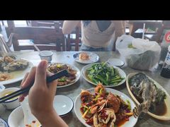 -四川小胡子海鲜(丁村万人海鲜广场店)