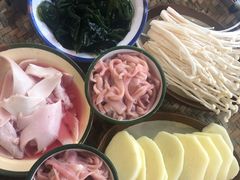 -王婆乔鲜鱼自助火锅(蜀汉路店)