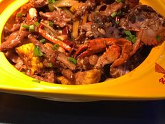 -多嘴超级肉蟹煲(杉杉国潮主题店)