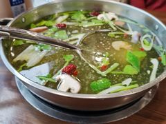 -乡土黄·鲜牛肉火锅·小龙虾(兴业街店)