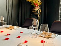 -弦月窗LUNETTE BY AMANDA(复兴路店)