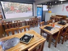 -亲昵春川鸡排(韩国美食街店)