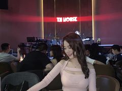 -TZ House音乐现场(来福士中心店)