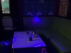 -锦凤凰量贩KTV(劳动南路店)