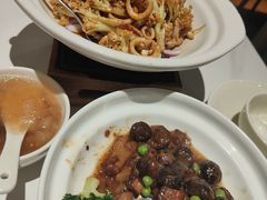 -楚山晓·湖北菜(武汉光谷K11店)