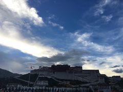 -张四烤羊肉(西藏自治区拉萨市丹杰林巷店)