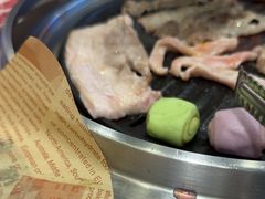 -哈哈碳都·牛肋条无限自助烤肉(宝龙店)