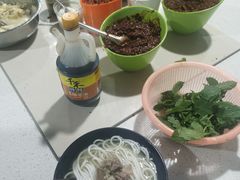 -小倪羊肉米线馆