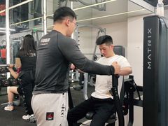 -乐刻运动健身(同曦假日百货店)