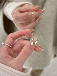 -WH日式美甲沙龙
