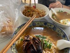 扎肉汤面-草庐酒家