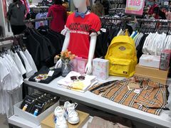 -唯品会(北京国瑞城店)