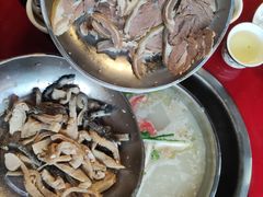 -老石黑山羊毛驴肉火锅(金凯广场店)