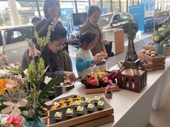 -上海宝信宝马4S店