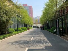 -新华1949文化金融创新产业园-停车场