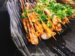 -何师烧烤·香辣蟹·川菜·30年老品牌(太古里旗舰店)