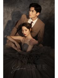 -雨墨婚纱摄影工作室