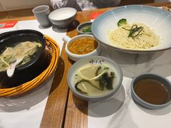 -馋三尺蟹粉小笼(人民广场店)