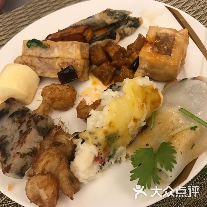 阿彌陀佛大飯店珍素自助餐廳