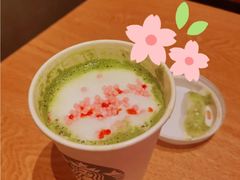 樱花草莓茶拿铁-星巴克(珠海仁恒滨海中心店)