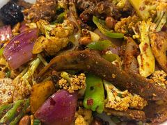 干锅鸭翅-胡马八破·川菜小馆(高新万达店)