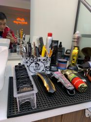 -理昂男士理发店 Barber shop