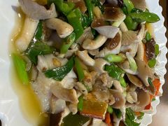 清炒菌子-阿才景东带皮牛肉馆(茶林苑店)