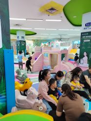 -孩子王童乐园(武汉永旺店)