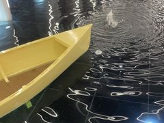 -涨巢·潮玩水疗局