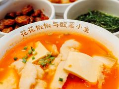 -渝是乎川渝小炒(新世界百货望京店)