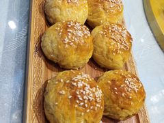 核桃烤包子-聪英餐厅