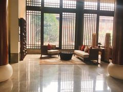 -梁鸿湿地丽笙度假酒店大堂吧