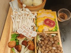 -廖掌柜·重庆鲜货火锅(上海首店)