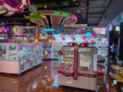 -卡通尼乐园(荟聚中心店)