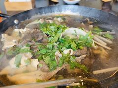 -周老三跷脚牛肉·全牛火锅(非遗传承店)