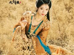 -九月鹰飞汉服摄影工作室