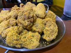 -BHC炸鸡(明洞总店)