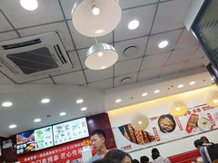 -南城香·饭香串香馄饨香(青年路店)