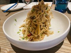 香葱拌笋衣-小大董·烤鸭(凤凰汇店)
