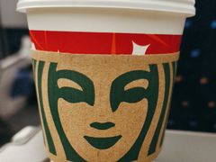 -星巴克(广州南站A18检票口楼上)