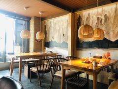 大堂-萤初高端日料王(曲江银泰店)