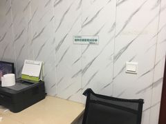 -宠颐生贝利健动物医院(谢家湾分院)