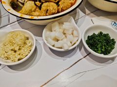 -丽丽三鲜螺蛳粉(田林路店)