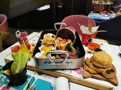 -水桶王国主题餐厅·聚会·生日派对·亲子活动·家庭套餐(亚龙湾希尔顿店)