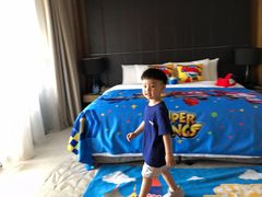 -上海滴水湖皇冠假日酒店