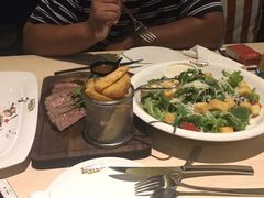 -LENBACH兰巴赫西餐啤酒坊(大连东港店)