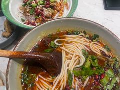 -百春原湖南牛肉粉(百联世纪店)