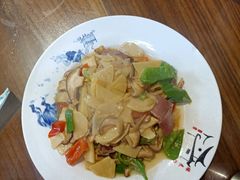 -缘来聚·徽菜名店(黄山宏村店)