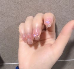 -爱美睫美甲会馆